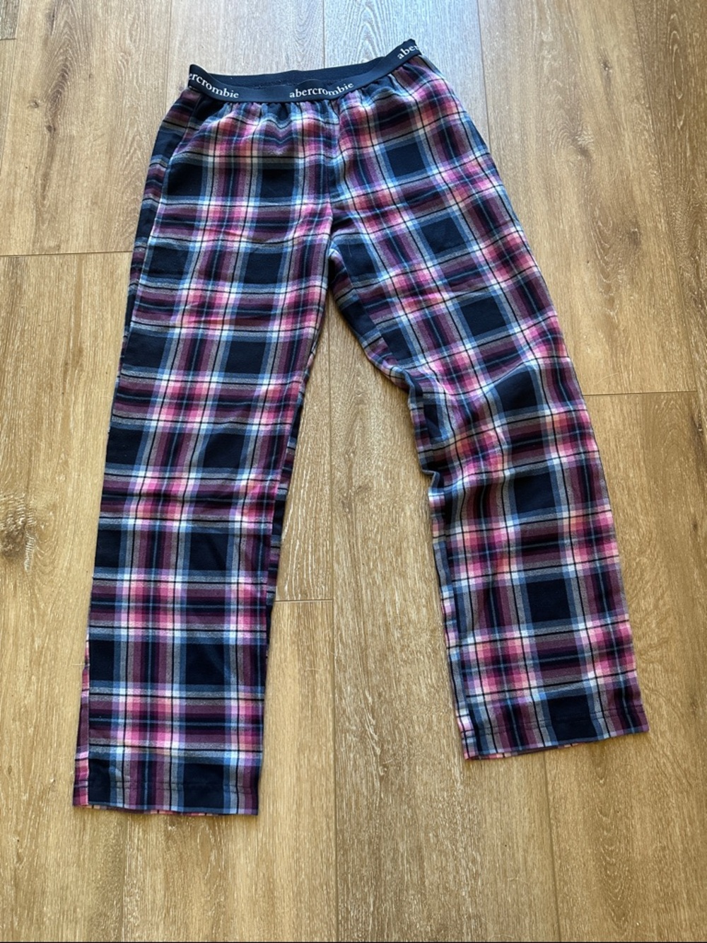 abercrombie Kids Pink and Navy Blue  Plaid Pajama Bottoms Sz 15/16